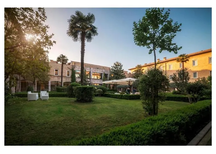 Th Assisi - Hotel Cenacolo