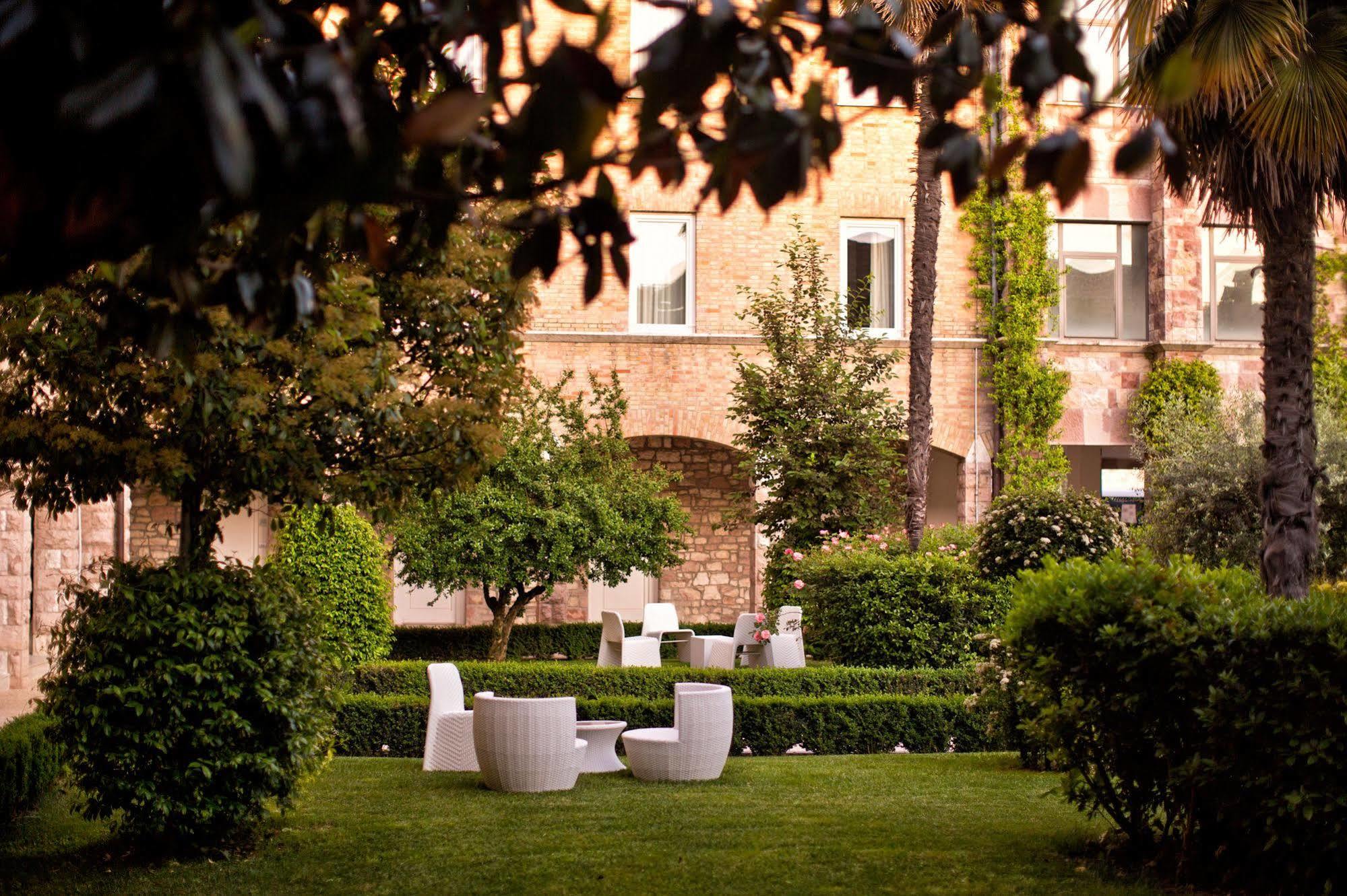 Hotel Th - Cenacolo Assisi